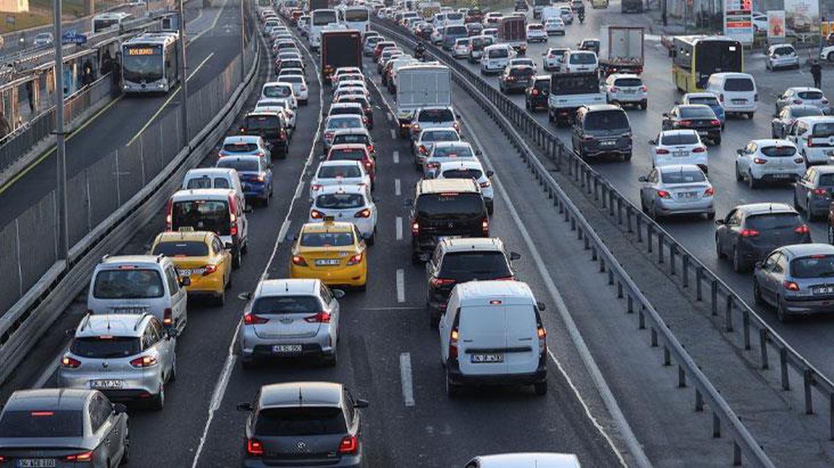 Trafik sigortası yönetmeliğinde değişiklik! Elektrikli araçlara yüzde 10 prim indirimi uygulanabilecek