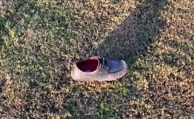 25 yaşındaki genç, üst geçitten düşüp tırın altında kaldı 25 yaşındaki genç, üst geçitten düşüp tırın altında kaldı