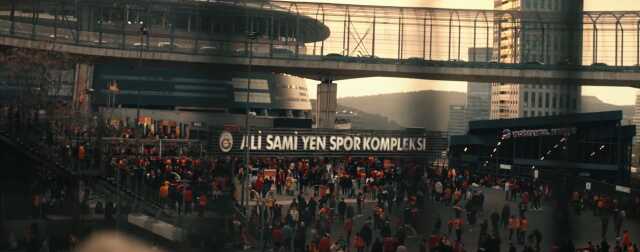 Başakşehir maçına gidecek Galatasaray taraftarını büyük sürpriz bekliyor! Yeni şarkıyı ilk kez duyacaklar Başakşehir maçına gidecek Galatasaray taraftarını büyük sürpriz bekliyor! Yeni şarkıyı ilk kez duyacaklar
