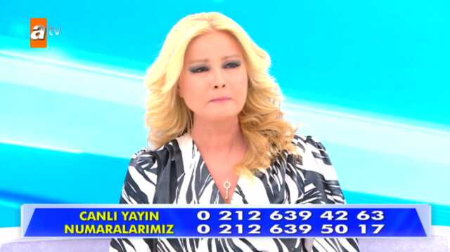 Canlı yayında kefen parası kavgası! Öfkeden deliye dönen Müge Anlı gözyaşlarına boğuldu Canlı yayında kefen parası kavgası! Öfkeden deliye dönen Müge Anlı gözyaşlarına boğuldu