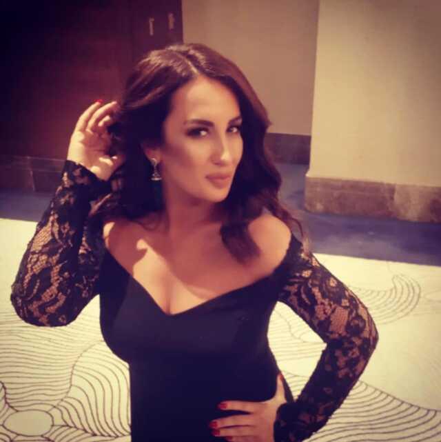 Sunucu Sinem Yıldız, 1 milyon TL'lik aracını üzerine yaptığı asistanı tarafından dolandırıldı Sunucu Sinem Yıldız, 1 milyon TL'lik aracını üzerine yaptığı asistanı tarafından dolandırıldı