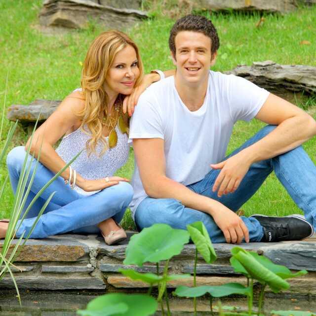 68 yaşındaki oyuncu Ana Garcia Obregon, ölen oğlundan taşıyıcı anne yöntemiyle bebek sahibi oldu