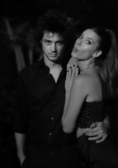 Afra Saraçoğlu kendisini tek kalemde silen eski aşkı Mert Yazıcıoğlu'nu Instagram'dan takip etmeyi bıraktı Afra Saraçoğlu kendisini tek kalemde silen eski aşkı Mert Yazıcıoğlu'nu Instagram'dan takip etmeyi bıraktı