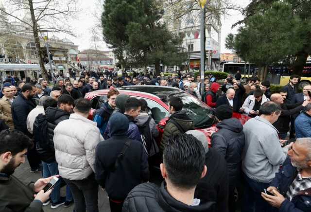 Bakan Varank, makam aracı olarak Togg kullanmaya başladı Bakan Varank, makam aracı olarak Togg kullanmaya başladı