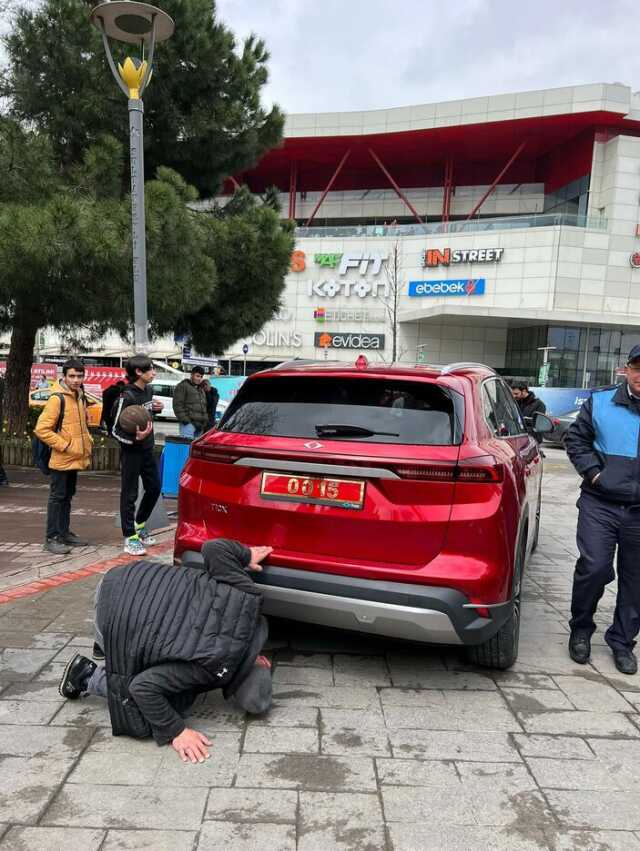 Bakan Varank, makam aracı olarak Togg kullanmaya başladı Bakan Varank, makam aracı olarak Togg kullanmaya başladı