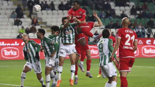 Hafta sessiz başladı! Konyaspor Antalyaspor maçında puanlar bölüşüldü