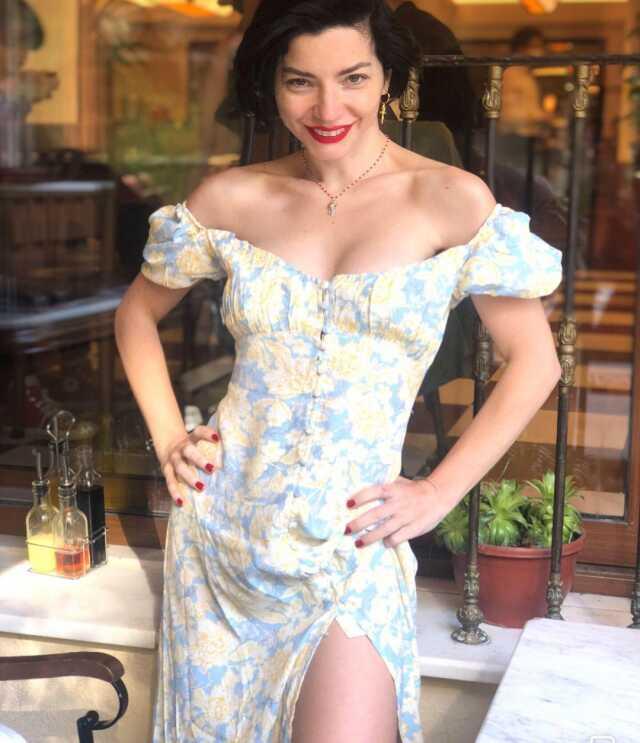 Merve Boluğur'dan '3'üncü kez evlenir misin?' sorusuna ilginç cevap: Çocuğum olsun istiyorum Merve Boluğur'dan '3'üncü kez evlenir misin?' sorusuna ilginç cevap: Çocuğum olsun istiyorum