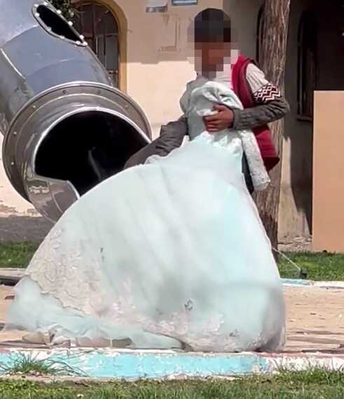 Şanlıurfa Emniyet Müdürlüğünden 'erkek çocuğa gelinlik giydirildiği' iddiasına ilişkin açıklama Açıklaması