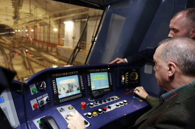 Başakşehir-Kayaşehir Metro Hattı, Cumhurbaşkanı Erdoğan'ın katılımıyla açıldı