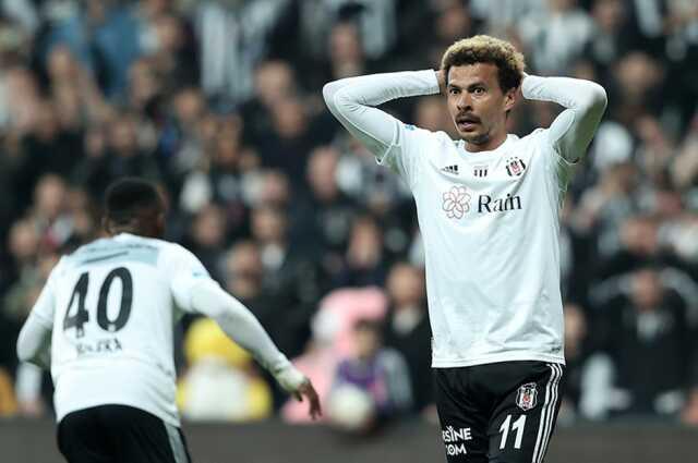 Bu ne hal Dele Alli! Beşiktaşlı yıldızın balondan 'Güldüren gaz' çektiği iddia edildi Bu ne hal Dele Alli! Beşiktaşlı yıldızın balondan 'Güldüren gaz' çektiği iddia edildi