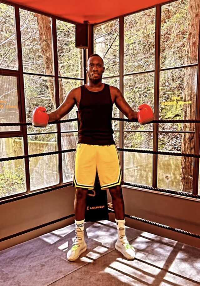 M'Baye Diagne, Sinan Engin'i açık açık ringe çağırdı: Boks yaptığını biliyorum M'Baye Diagne, Sinan Engin'i açık açık ringe çağırdı: Boks yaptığını biliyorum