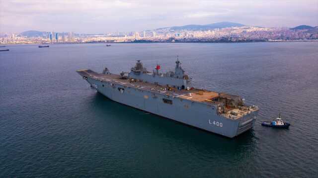Türkiye için tarihi gün! Dünyanın ilk 'SİHA gemisi' TCG Anadolu, TSK envanterine giriyor