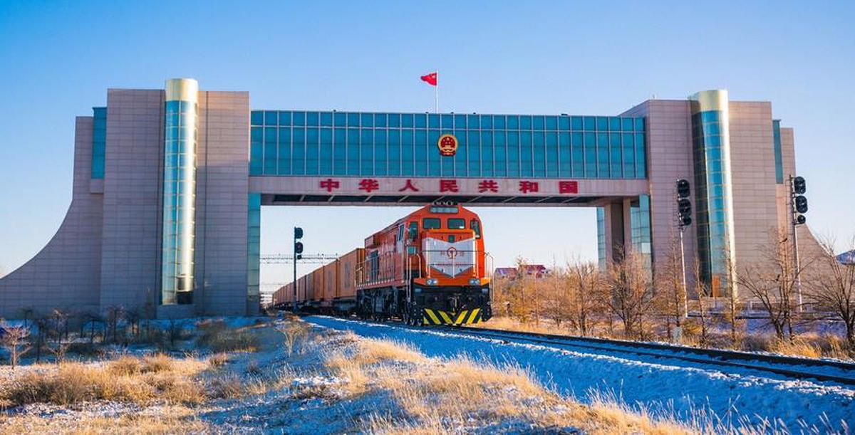 Çin-Moğolistan Sınır Limanı İlk Çeyrekte Kargo ve Yolcu Hacimlerinde Artış Kaydetti