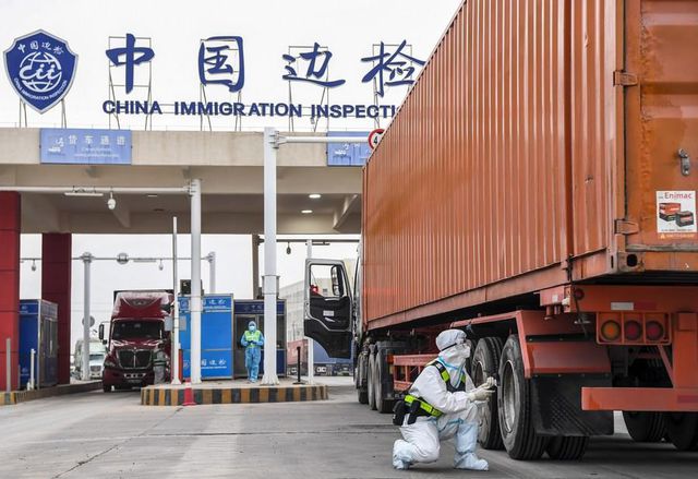 Çin-Vietnam Sınır Limanı İlk Çeyrekte 260.000'den Fazla Yolcu Ağırladı