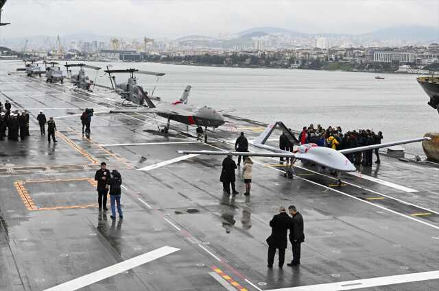 Cumhurbaşkanı Erdoğan'dan Selçuk Bayraktar'a seslendi: Kızılelma'yı ne zaman uçuracaksınız?