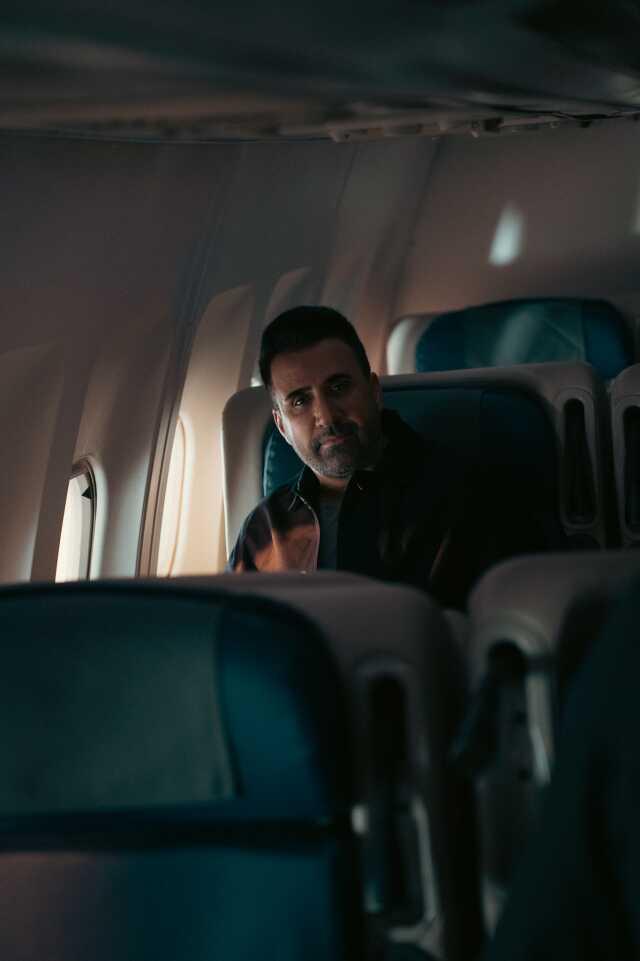 EMRAH 'GÖTÜR BENİ GİTTİĞİN YERE' İLE DÖNDÜ! EMRAH'IN FENOMEN ŞARKISI BİLET DÜKKANI'NIN LANSMAN SLOGANI OLDU EMRAH 'GÖTÜR BENİ GİTTİĞİN YERE' İLE DÖNDÜ! EMRAH'IN FENOMEN ŞARKISI BİLET DÜKKANI'NIN LANSMAN SLOGANI OLDU