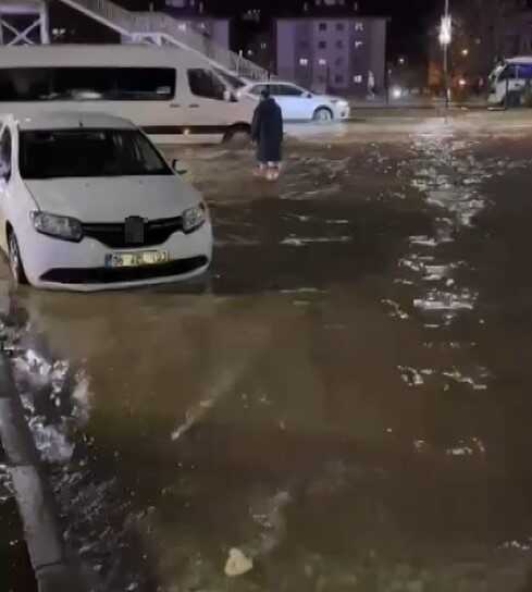 Şanlıurfa'da şiddetli yağmur