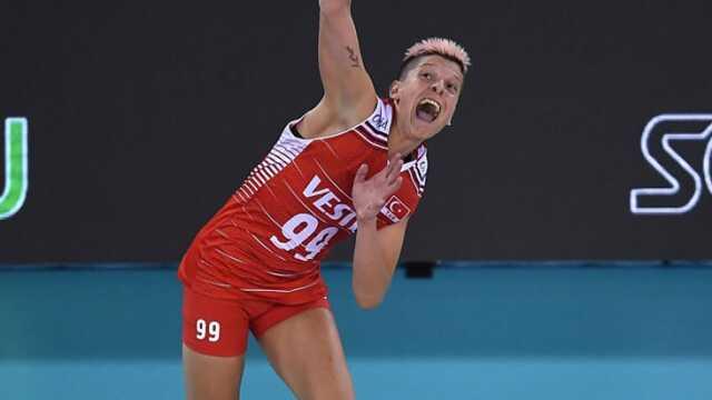 Çılgın maaş alacak! Ebrar Karakurt, yeni takımını resmen açıkladı Çılgın maaş alacak! Ebrar Karakurt, yeni takımını resmen açıkladı