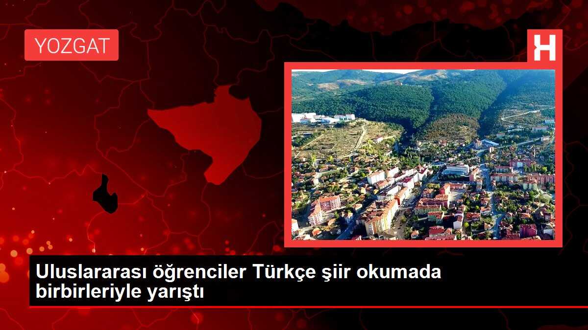 Uluslararası öğrenciler Türkçe şiir okumada birbirleriyle yarıştı
