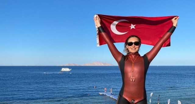 Yarışmaya katılmak için malzeme almak isteyen milli sporcu Şahika Ercümen, çıkan vergi ücretine isyan etti