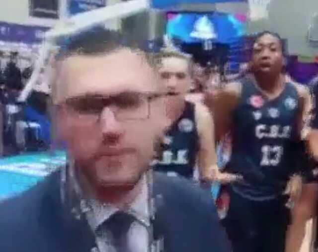 Finale kalan takımımıza büyük ayıp! Türk bayrağını engelleyen yetkililere sporcularımızdan tarihi ayar Finale kalan takımımıza büyük ayıp! Türk bayrağını engelleyen yetkililere sporcularımızdan tarihi ayar