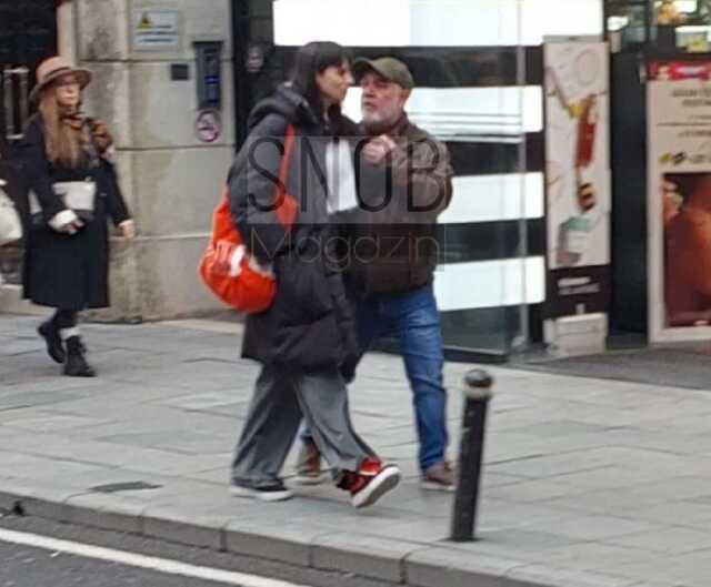 Güven Kıraç, uğruna 12 yıllık evliliğini bitirdiği genç aşkıyla görüntülendi Güven Kıraç, uğruna 12 yıllık evliliğini bitirdiği genç aşkıyla görüntülendi