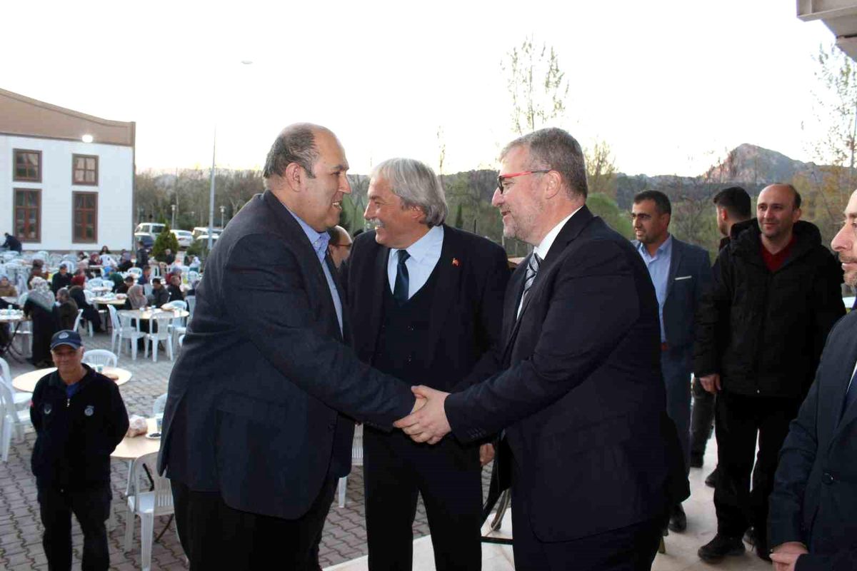 Osmaneli'nde toplu iftar programı