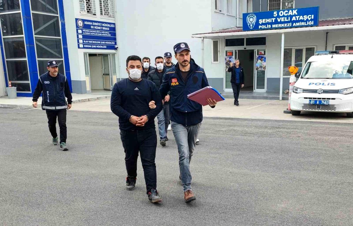 Adana'da 23 kaçak göçmen yakalandı
