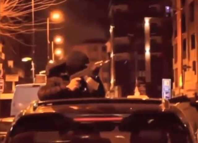 İstanbul'da çökertilen suç örgütünden yeni görüntüler! Uzun namlulu silahlarla sokak sokak dolaşmışlar