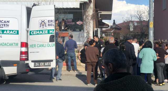 Kadın öğretmen evde iple asılmış halde bulundu Kadın öğretmen evde iple asılmış halde bulundu