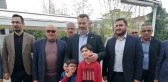 AK Parti Milletvekili adayı Hasan Turan Pendik'te vatandaşlarla bir araya geldi