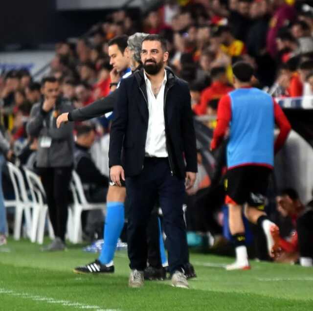 Arda Turan'ın teknik direktörlük kariyerindeki ilk maçında Eyüpspor'un istatistiği olay oldu