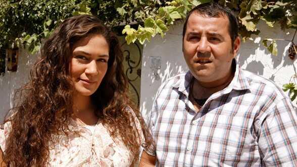 Bülent Şakrak ve Ata Demirer'le evlilik yapmıştı! Özge Borak'tan çok konuşulacak evlilik itiraf: Ayıp olmasın diye vazgeçmedim Bülent Şakrak ve Ata Demirer'le evlilik yapmıştı! Özge Borak'tan çok konuşulacak evlilik itiraf: Ayıp olmasın diye vazgeçmedim