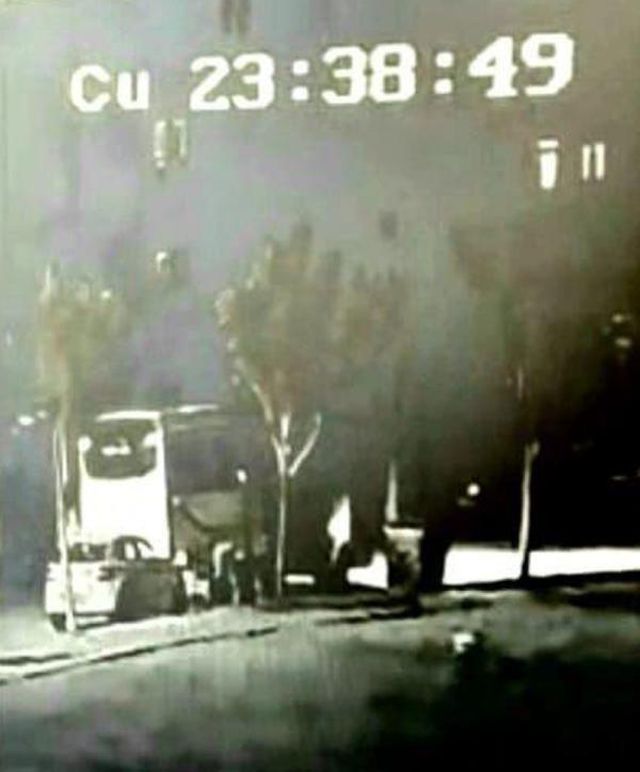 Sokak köpeğini aracına sürükleyen servis şoförü, cinsel saldırıda bulunduğunu gözaltında itiraf etti Sokak köpeğini aracına sürükleyen servis şoförü, cinsel saldırıda bulunduğunu gözaltında itiraf etti
