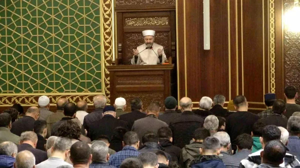 Hakkari'de Kadir Gecesi idrak edildi