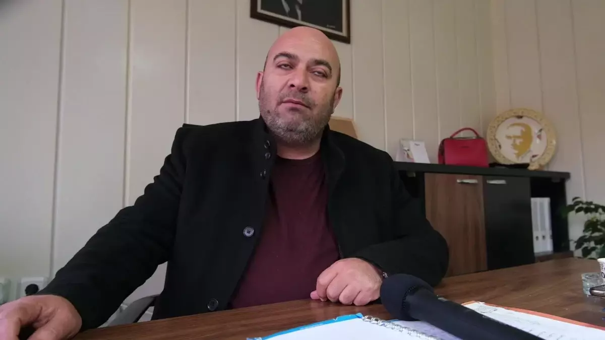 İyi Parti Çivril İlçe Başkanı Koray Eren: 'Çivril'de Kızılay'ın İş Birliğiyle Düzenlenen İftar Yemekleri Seçim Organizasyonu Gibi Kullanıldı'