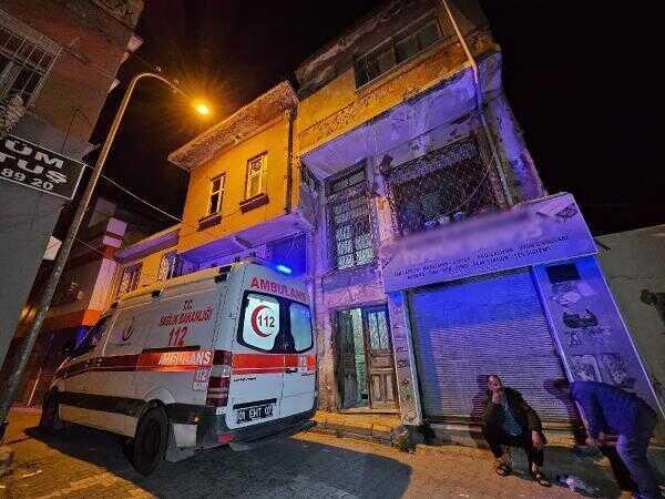Kötü kokunun yaldığı evde, yalnız yaşan kişinin cansız bedeni bulundu Kötü kokunun yaldığı evde, yalnız yaşan kişinin cansız bedeni bulundu