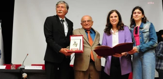 Köy Enstitülerinin Kuruluş Yıl Dönümünde Balçova Belediyesi'nden Yakup Kepenek'e Onur Ödülü