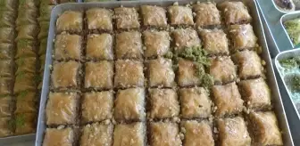 Edirneli Baklavacı: '25 Senedir Buradayım, Ben Böyle Berbat Bir İş Görmedim. Bir Kilo Baklava, En Ucuzu 100 Lira'