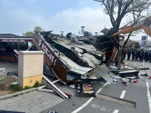 Murat Ongun 'Kim bu?' diyerek tepki göstermişti! Üsküdar'da yıkımı silahıyla engelleyen şüpheli yakalandı
