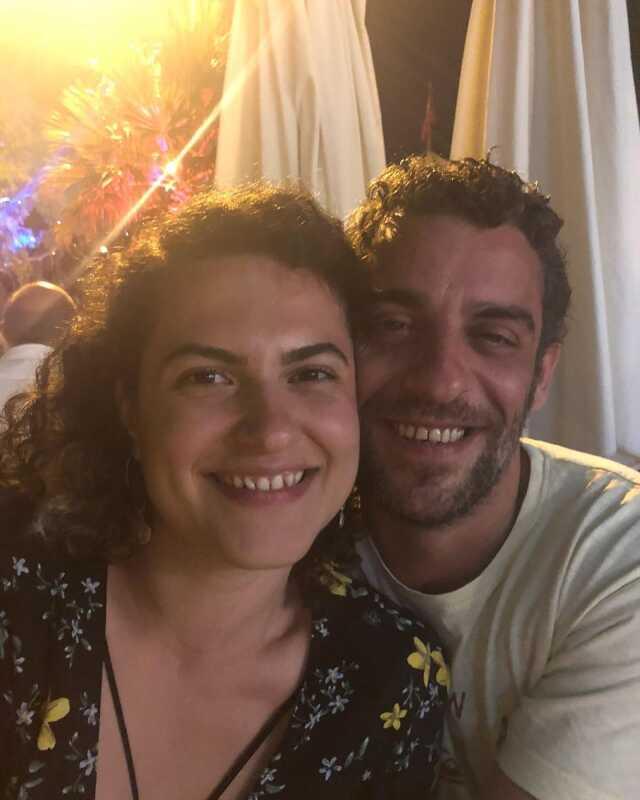 Oyuncu Dağhan Külegeç, 7 yıllık sevgilisiyle evlendi Oyuncu Dağhan Külegeç, 7 yıllık sevgilisiyle evlendi