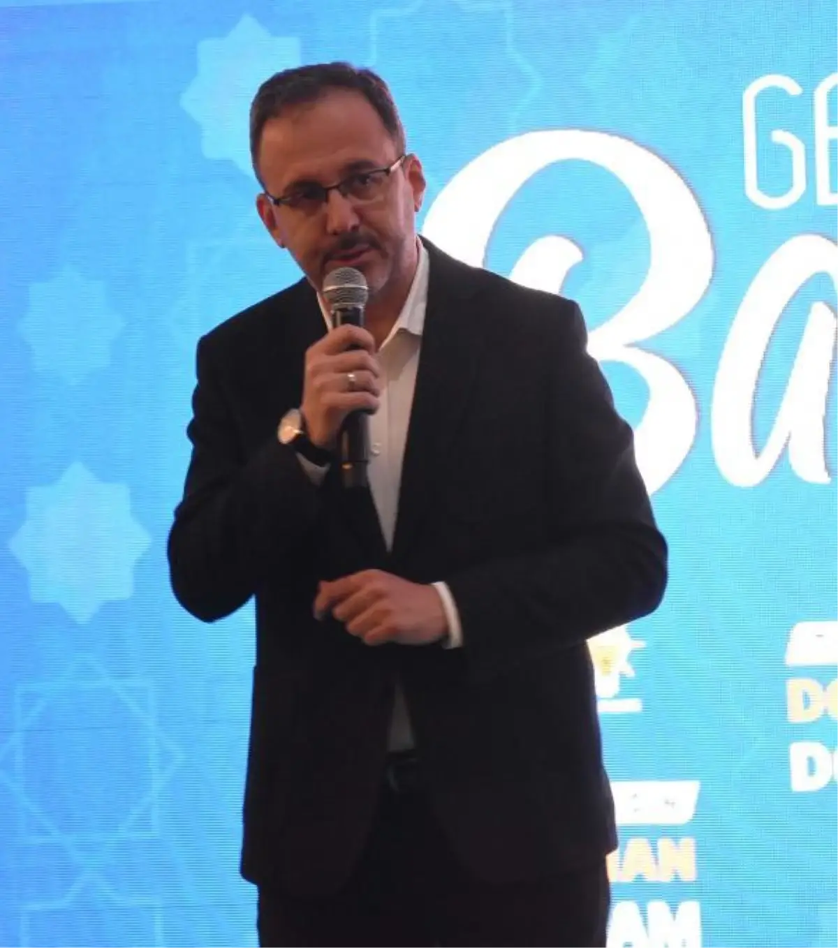 Bakan Kasapoğlu: 14 Mayıs İzmir'in çantada keklik olmadığını gösterecek