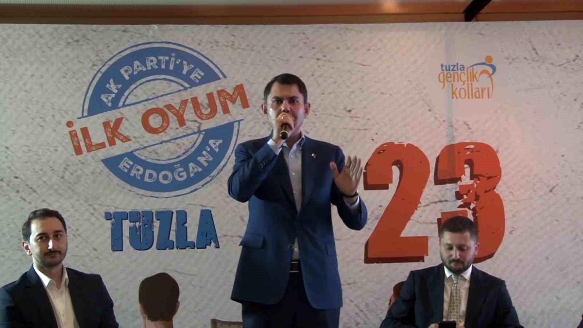 Bakan Kurum, Tuzla'da gençlerle buluştu