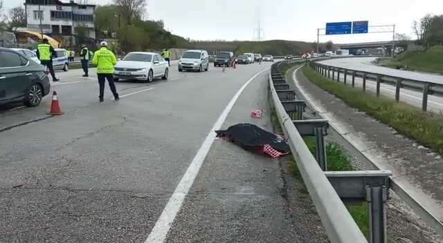 Kayan otomobilden kapıyı açarak kurtulmak isteyen kadın bariyerlere çarparak hayatını kaybetti