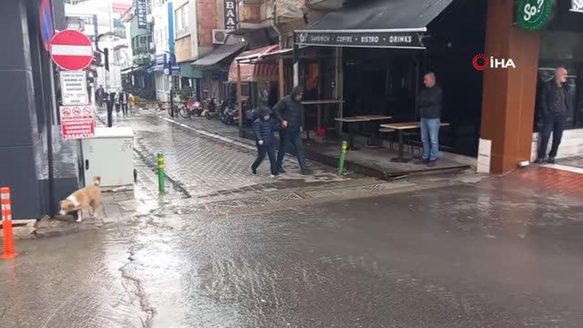 Kırklareli'nde sağanak ve dolu etkili oldu