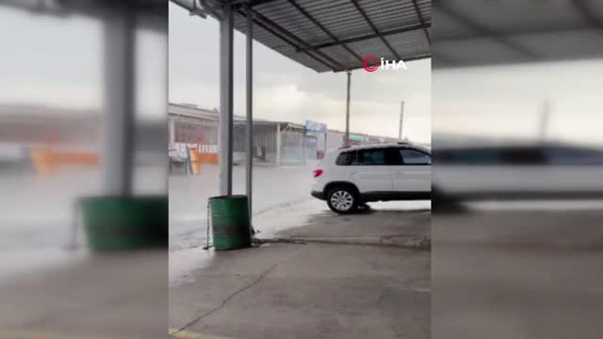 Lüleburgaz'da caddeler göle döndü