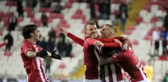 Spor Toto Süper Lig: DG Sivasspor: 4 Trabzonspor: 1 (Maç sonucu)