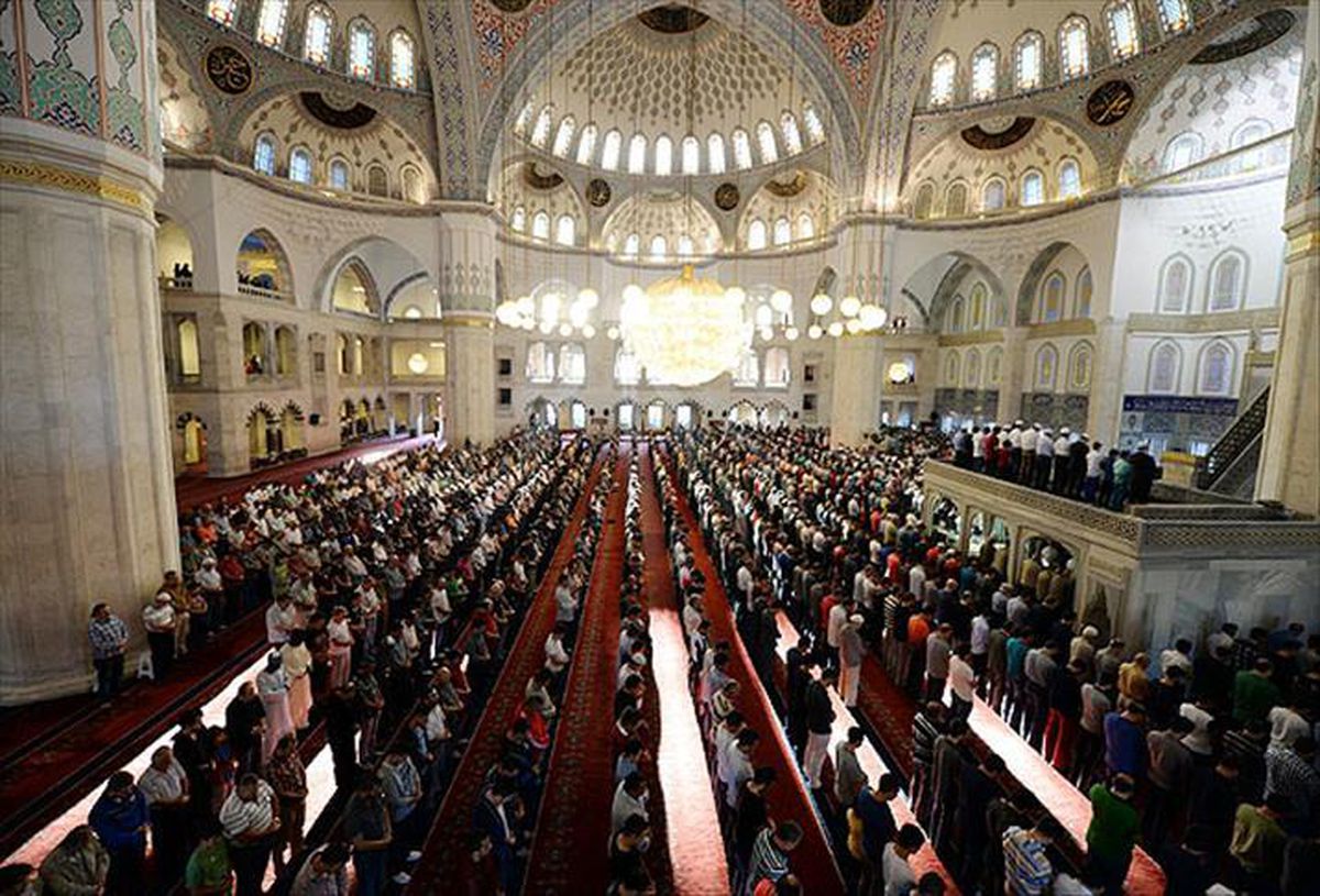 Ağrı bayram namazı saat kaçta? Ağrı bayram namazı saati! Bayram namazı ne zaman, saat kaçta?