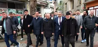 AK Partili Turan, bayram namazını Lapseki'de kıldı