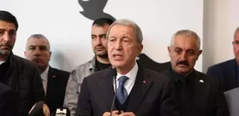 Bakan Akar: Teröristler kan ağlıyor, bitecekler